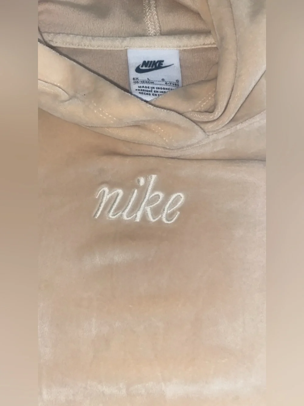 Nike girl  Beige Cropped Hoodie